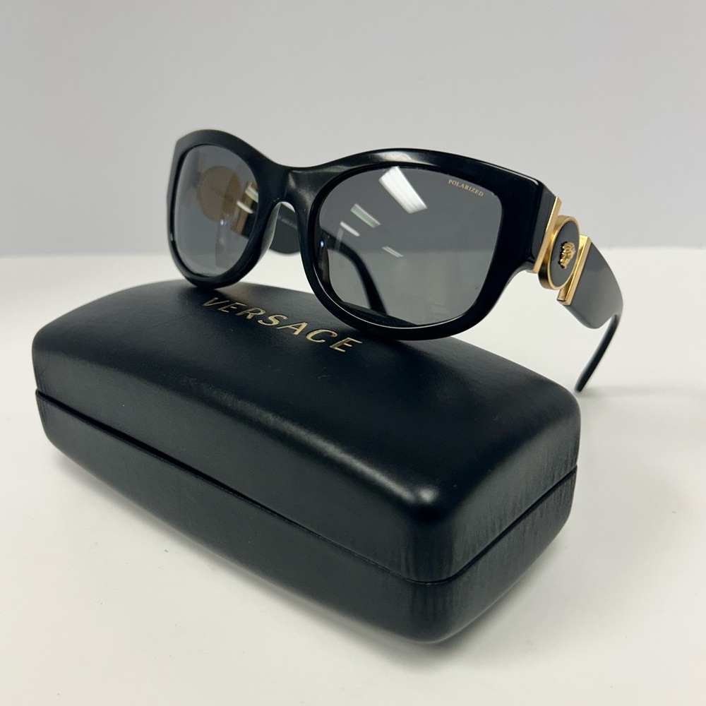 Versace Sunglasses VE4372